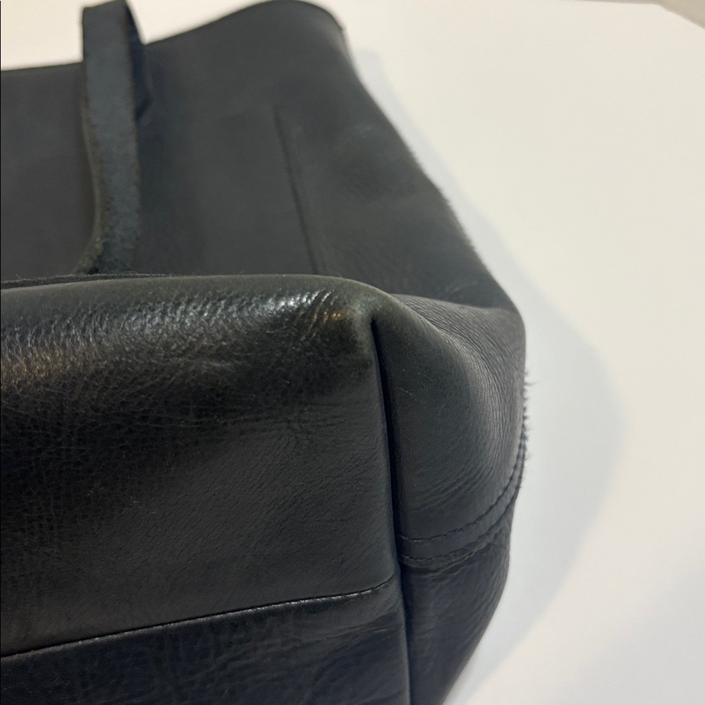 Madewell Leather The Zip-Top Medium Transport Leather Tote Navy - Picture 12 of 16